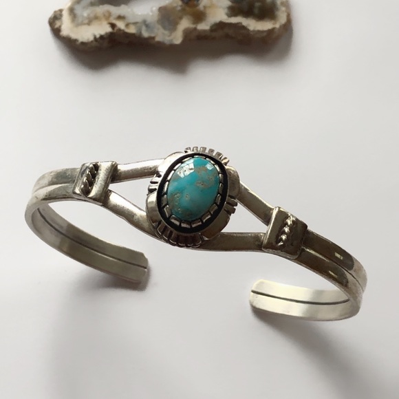 Native American turquoise cuff - Picture 3 of 3